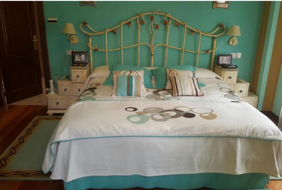 Alojamientos Marte Habitacion Con Bano Torrelavega Zewnętrze zdjęcie