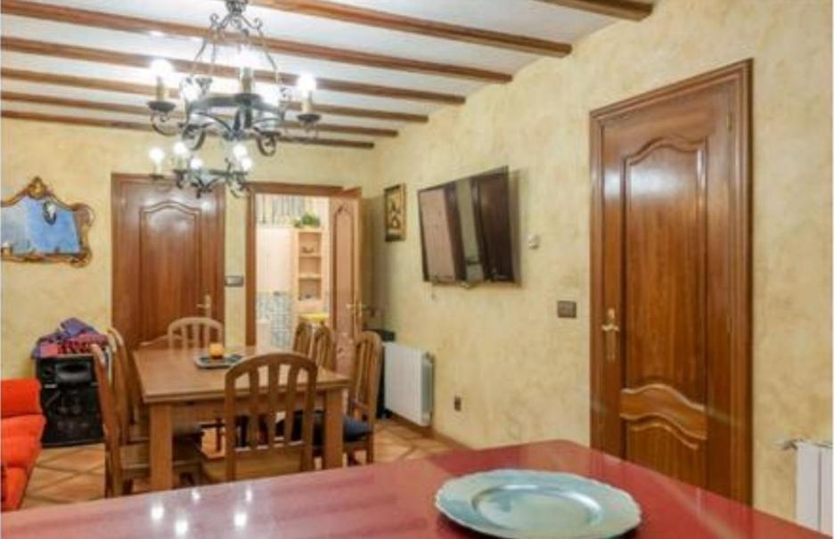 Alojamientos Marte Habitacion Con Bano Torrelavega Zewnętrze zdjęcie