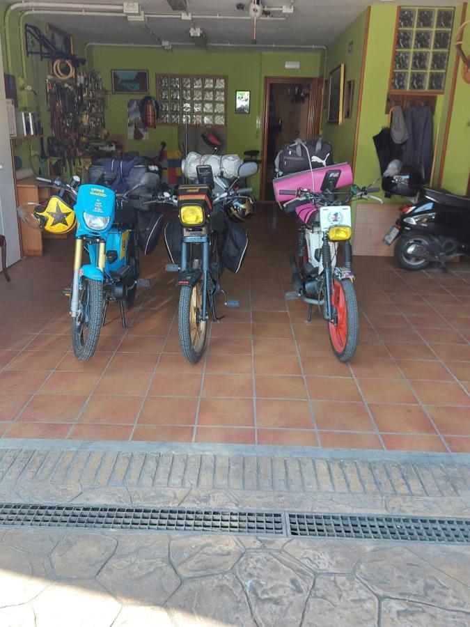 Alojamientos Marte Habitacion Con Bano Torrelavega Zewnętrze zdjęcie